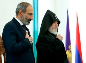 Премьер-министр по случаю Дня рождения направил поздравительное послание Католикосу всех армян