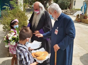 Ն.Ս.Օ.Տ.Տ. Արամ Ա կաթողիկոսն անակնկալ այց է կատարել  «Թռչնի բույն» մանկատուն