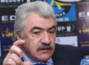 Директор Национального архива Аматуни Вирабян освобожден с должности