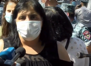 «Բիզնեսները փակման եզրին են,10.000 հոգի կհավաքվենք, երկիրն էլ շուռ կտանք». բողոքի ակցիա