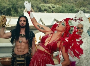 Lady Gaga's new video with Parajanov motives
