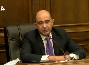 Ինձ հանեք. ես չեմ պատրաստվում  վարչապետ լինեմ էս մեծամասնության հետ. Էդմոն Մարուքյան