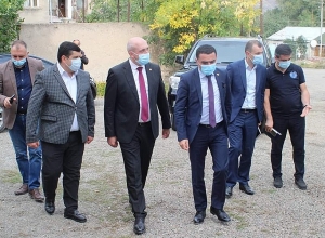 Романос Петросян находится в Лорийской области