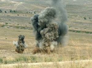 В настоящее время идут жаркие бои: АО МО АР