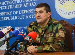 Армия обороны провела несколько блестящих боевых операций, восстановив утраченные позиции на различных участках линии обороны и добившись определенных успехов: