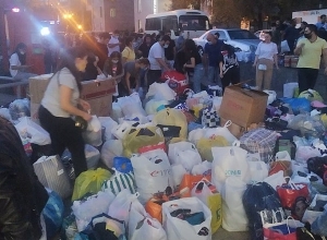 Երևանի փողոցներում կամավորները ինքնակազմակերպվել, օգնություն են ուղարկում Արցախ