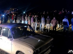 Սննդամթերքով բեռնված մեքենաներին թույլատրել են հատել Վրաստանի սահմանը