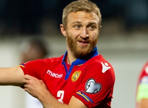 Ես մարտական գործողությունների գոտում չեմ․ Վարազդատ Հարոյան