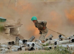 Fierce battles underway in northern and southern directions of Artsakh border