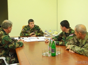 Президент АР Араик Арутюнян принял директора СНБ РА Аргишти Кярамяна