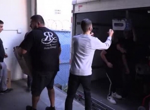 Լոս Անջելեսից հայ համայնքի ներկայացուցիչները մարդասիրական օգնություն են ուղարկում Հայաստան եվ Լեռնային Ղարաբաղ