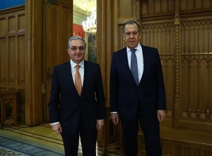 «Достигнутые соглашения остаются на бумаге»: Зограб Мнацаканян