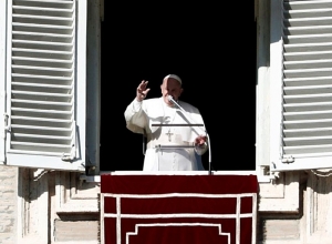 Папа римский Франциск поддержал легализацию однополых гражданских союзов