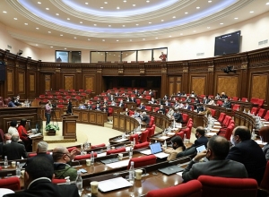 Ռազմական դրության ընթացքում որոշակի գործողությունների համար պատժաչափերը կխստացվեն. ԱԺ-ն ընդունեց նախագիծը