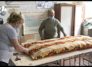 Որդին առաջնագծում, ընկեր Ալիսան՝ թիկունքում․դասեր չկան, բայց դպրոցի դռները բաց են, աշխատանքը եռում է