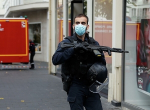 Ֆրանսիայում կրկին հարձակում է տեղի ունեցել, այս անգամ՝ ոստիկանների վրա