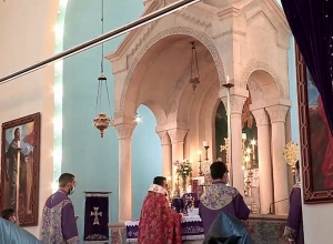 Սուրբ եւ Անմահ Պատարագ 