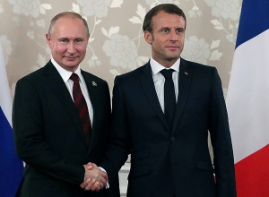 Путин и Макрон обсудили проблему более активного вовлечения экстремистов в проблему в зоне НК