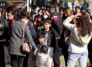 Հադրութի բնակիչները հանդիպեցին ԱՄՆ դեսպանատան ներկայացուցչին