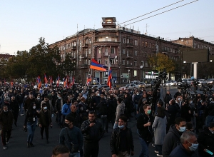 Напряженная ситуация на Площади Свободы: полиция задержала участников митинга