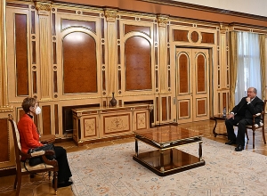 Армен Саркисян принял посла Болгарии в Армении