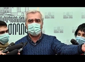 Դավիթ Տոնոյանը եկավ ձկնորսական համազգեստով․ Անդրանիկ Քոչարյան