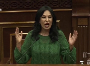 Господин Даниелян, однажды мы возьмем за руку Вашу дочку Шуши и пойдем в Шуши: Наира Зограбян