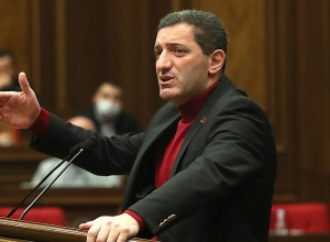 Геворг Петросян покидает фракцию "Процветающая Армения"