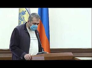 «В хулиганствах 10-го числа принимали участие и сотрудники мэрии: ребята, вы – хулиганы»