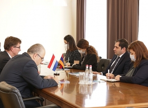 Сурен Папикян принял новоназначенного посла Королевства Нидерландов в РА