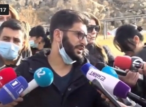 Անհետ կորածների ու գերիների ծնողների ակցիան ՊՆ-ի մոտ. ՈՒՂԻՂ