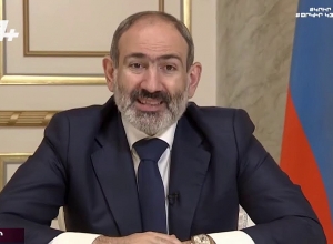 Գեներալը,ով իր ապօրինի միջամտություններով կիսում է ձախողումը,ասուլիսներին իբր բացահայտումներ է անում