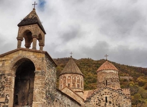 Հայ եկեղեցականները Դադիվանքում են