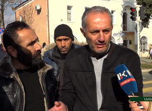 Արցախի ՄԻՊ-ն այցելել է  անհայտ կորած զինծառայողների հարազատներին, որոնք Ստեփանակերտում փողոց են փակել