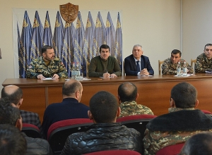 По инициативе Араика Арутюняна состоялась встреча с родственниками пленных и пропавших без вести военнослужащих