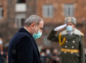 Премьер-министр Армении почтил память жертв землетрясения 1988 года