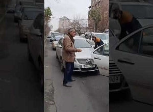 Քաղաքացիները փակել են Դավիթ Անհաղթ- Ուլնեցի խաչմերուկը