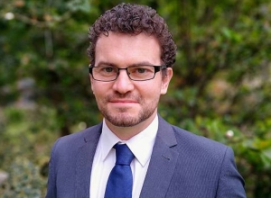 Джон Галагер назначен послом Соединенного Королевства в РА