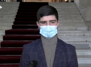 Я, к примеру, не знал, какие районы Шухнура или Капана перейдут к врагу: депутат