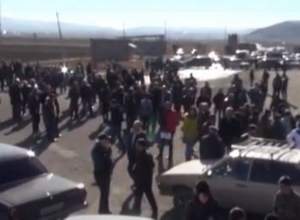 «Ճամփեքը կփակենք էնքան, մինչեւ էրեխեքը տուն չգան». գերեվարվածների ծնողներ