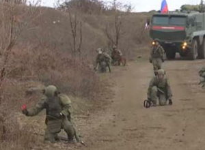 Российские миротворцы разминировали в НК 423 жилых здания: МО РФ