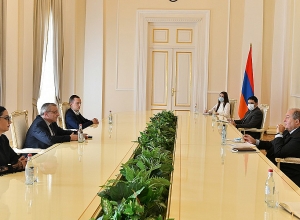 Армен Саркисян принял представителей партии «Демократическая альтернатива»