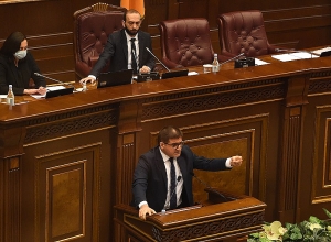 «Ձեր խմբակցության կողմից զորբայություն է Կարեն Առուստամյանին ամեն գնով խցկել հաշվեքննիչ պալատ»