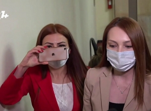 «Իմ քայլը» խմբակցության ղեկավարը կրկին խուսափեց լրագրողների հարցերին պատասխանելուց