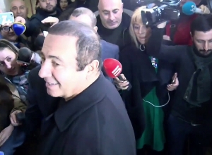 Гагик Царукян находится в Национальном собрании