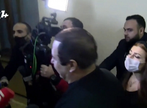 Հրաժարականի պայմաններն ենք գնում քննարկելու. Ծառուկյան