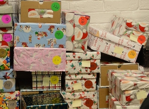 Ամանորյա նվերներ Լոնդոնից Արցախի երեխաների համար