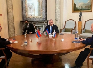 В Москве состоялась трехсторонняя встреча руководителей ФСБ РФ, СНБ РА и ГСБ Азербайджана