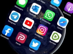 Google- ը հեռացրեց Parler-ը Google Play-ից