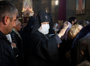 Մեր հույսը պարզ մի զգացում, ցանկություն չէ, այլ Աստծո  սիրո վրա հիմնված վստահություն․ կաթողիկոս